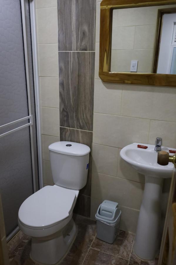 Hospedaje 3 Esquinas Guatape Bagian luar foto